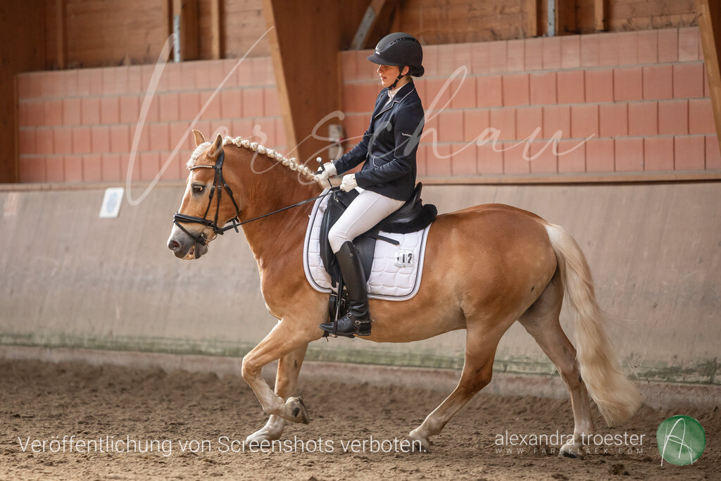 250405_Barop_06_320 | farbklaex.com