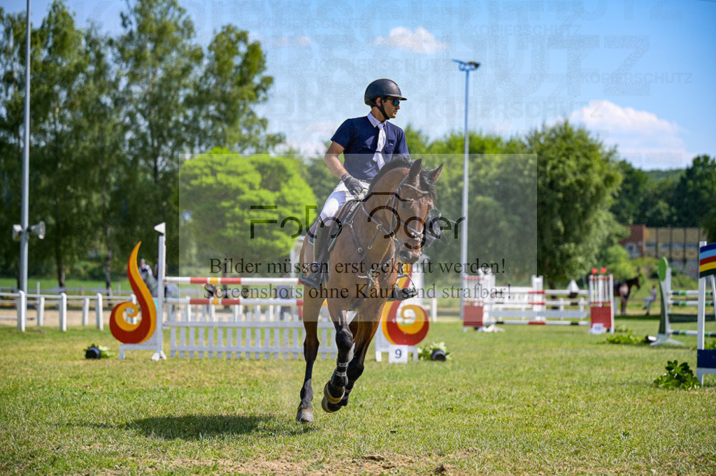 Reitturnier Voxtrup | Entdecke hochwertige Reitturnierfotos von Foto Oger. Professionell, emotional und authentisch – jetzt Lieblingsmomente im Shop bestellen.Deutschlandweite Turnierfotografie. - Realisiert mit Pictrs.com
