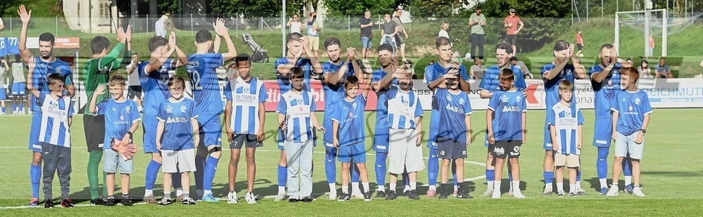 aDSC_9449 | Kaufen Sie Sportbilder im Onlineshop von Andy Scherrer Sportfotografie. Faszinierende Bilder von Sportevents aus der ganzen Schweiz. Fussball, Frauenfussball, Unihockey, Handball, Schwingen und weiteren Sportarten. - Realisiert mit Pictrs.com