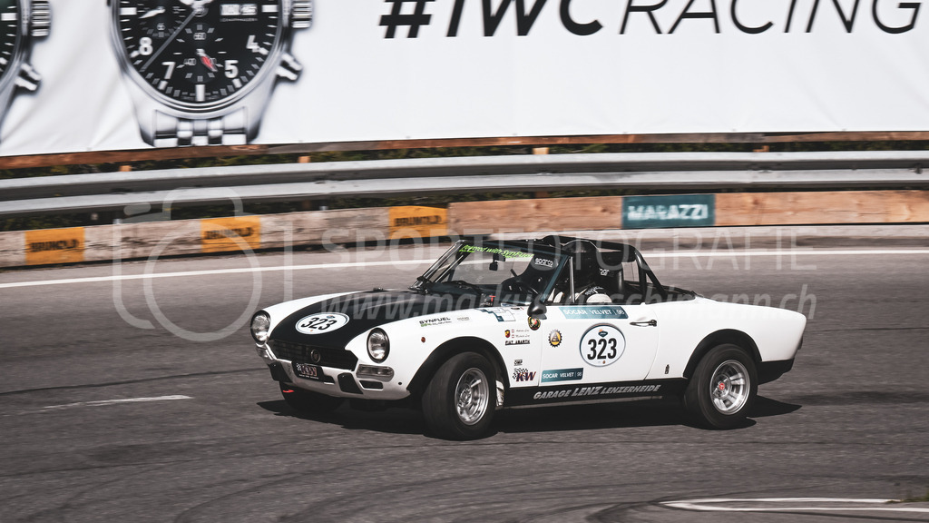 19. Arosa ClassicCar 2023 - 1. September 2023 | 19. Arosa ClassicCar 2023
Arosa, Schweiz
Lenz Andreas aus Lenzerheide mit der Startnummer 323 in einem Fiat 124 SpiderAbarth CSA, Jahrgang 1975, in der Klasse Classic Trophy.
@arosaclassiccar, @arosa.official, #arosaclassiccar, #arosa, #76curves, #classiccar
Bild: Sportfotografie Markus Aeschimann | www.markus-aeschimann.ch - Realisiert mit Pictrs.com