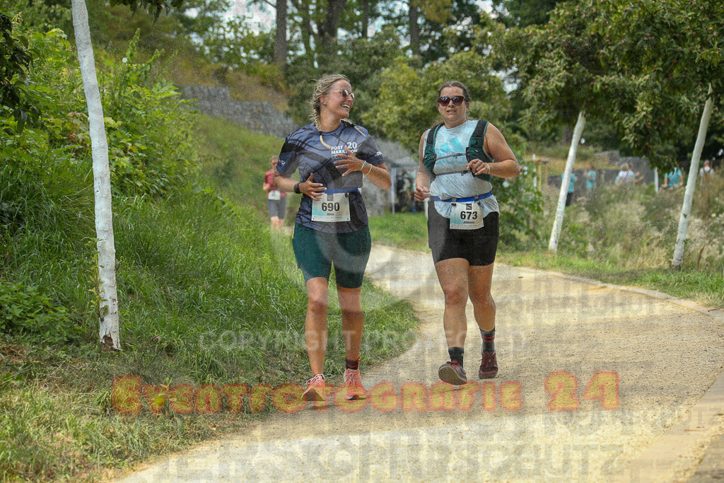 250824_1516_EX1_8735 | Sportfotografie im Rhein-Sieg Kreis, Köln, Bonn, NRW, Rheinland Pfalz, Hessen, etc. Unser Tätigkeitsfeld umfasst den Laufsport vom Volkslauf über den Marathon, Duathlon, Triathon bis zum Ultralauf wie Kölnpfad Ultra oder Schindertrail.