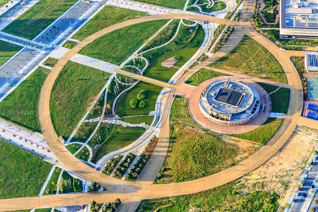 Aerial view: Dehesa de Valme R&D Park (S.A.) with 
