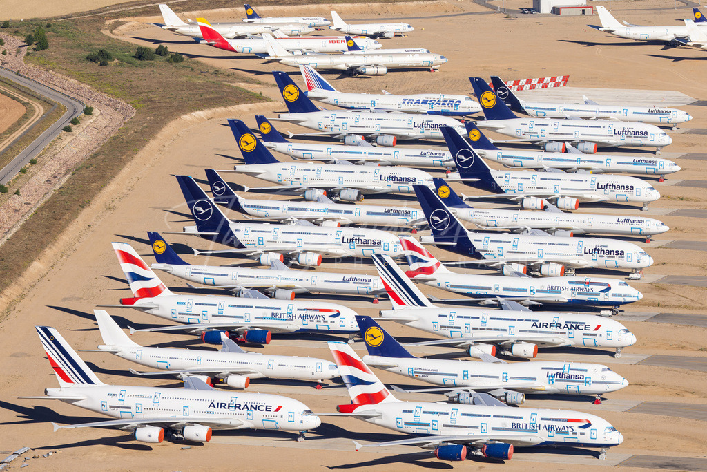 173 | Buy high-quality aviation and travel photography prints by professional photographer Timo Breidenstein. Authentic images, professionally printed, worldwide shipping. - Realisiert mit Pictrs.com