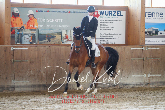 DKP43267 | Turniersportfotografie; Pferdefotografie; Dressurfotografie