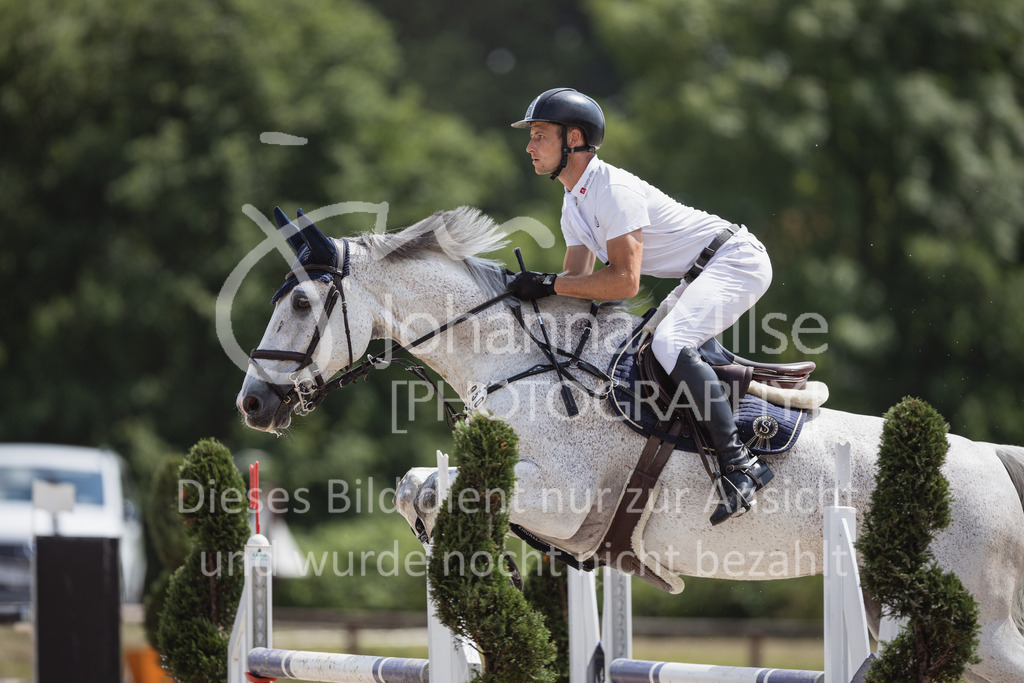 230624_PfSpTa_M2-Spr-900 | Deine schönsten Turniermomente als professionelle Fotos! Entdecke hochwertige Pferdesport-Fotografie im Online-Shop. Jetzt Fotos finden & bestellen!