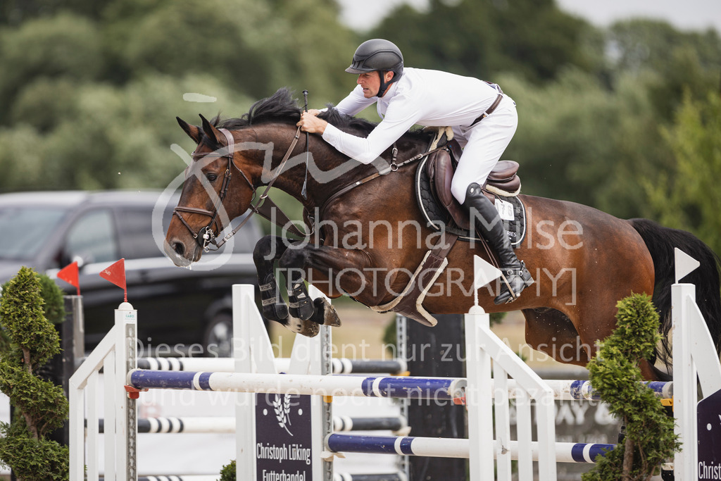 250628_PfSpTa_Youngster-S-452 | Deine schönsten Turniermomente als professionelle Fotos! Entdecke hochwertige Pferdesport-Fotografie im Online-Shop. Jetzt Fotos finden & bestellen!
