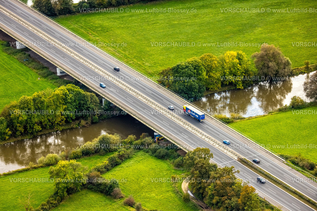 Huenxe241009765 | Luftbild, Lippebrücke der Autobahn A3 über den Fluss Lippe, Bucholtwelmen, Hünxe, Niederrhein, Nordrhein-Westfalen, Deutschland