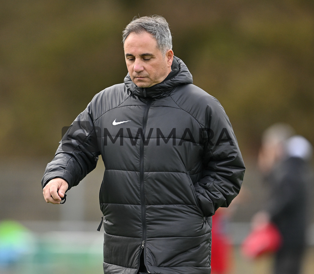 Fussball I Herren I Saison 2025-2026 I Bundesliga I 6. Spieltag I Eintracht Frankfurt - FC Bayern München  | MWMARA - Realisiert mit Pictrs.com