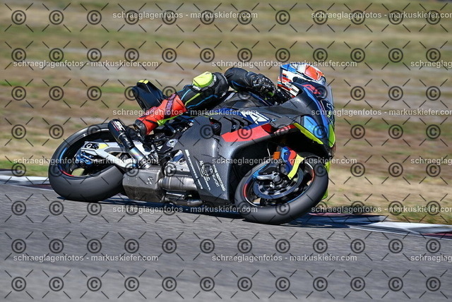 26bt04-0164 | markuskiefer.com - Realisiert mit Pictrs.com