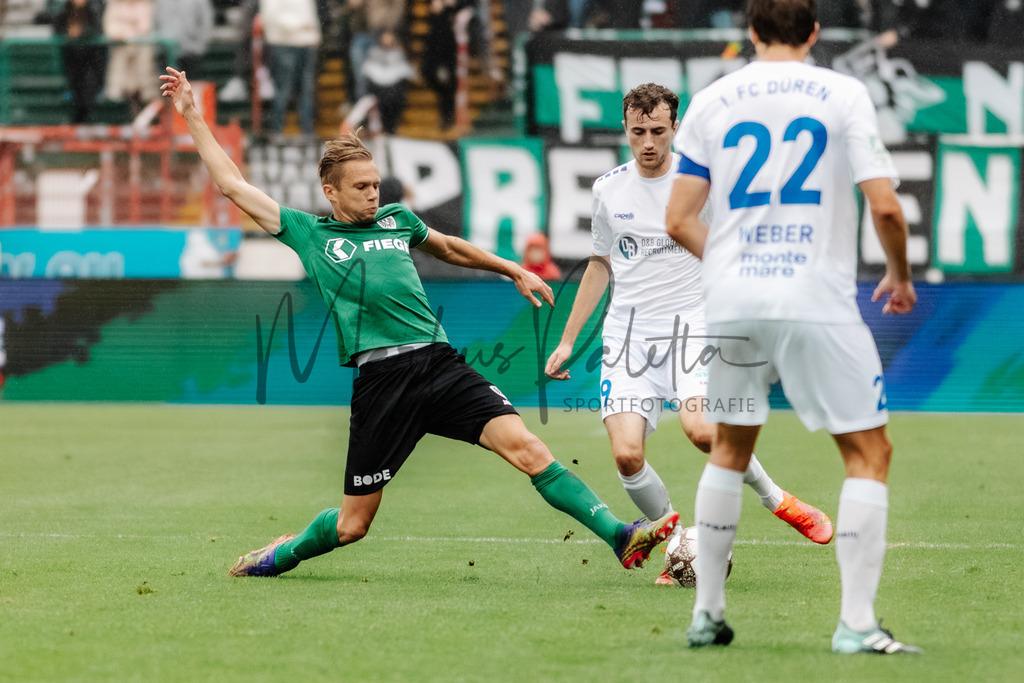 Regionalliga West, Saison 2022/2023, 13. Spieltag: SC Preußen Münster - 1. FC Düren | Regionalliga West, Saison 2022/2023, 13. Spieltag: SC Preußen Münster - 1. FC Düren am 22.10.2022 in Münster (Preußenstadion), Deutschland, Foto: sportfotografie.ms | Markus Paletta - Realisiert mit Pictrs.com