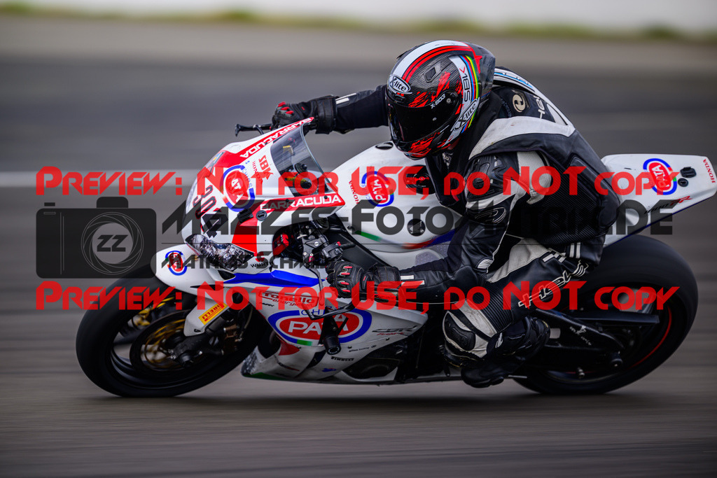 MaZZes_Fotomatrix_20250421_6021986_5892 | ROT