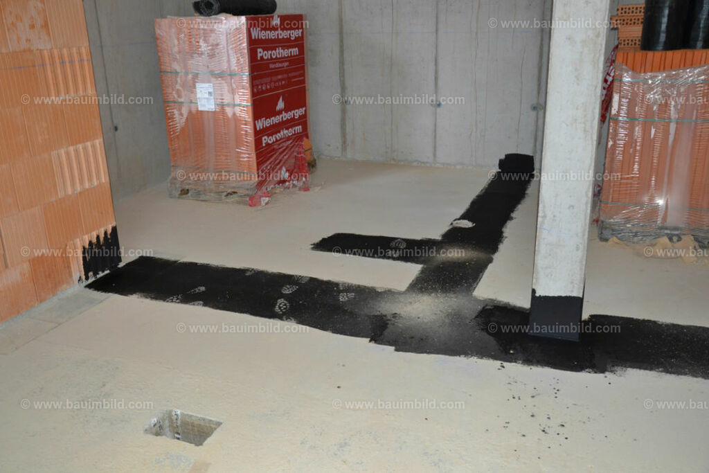 bib-lg07-mauerarbeiten-0188 | Nach LV-Leistungsgruppen sortierte Detailfotos über den Bau eines Hauses. Alle Hausbau-Bilder direkt vom Urheber und Autor der Website Haus-Selber-Bauen.com