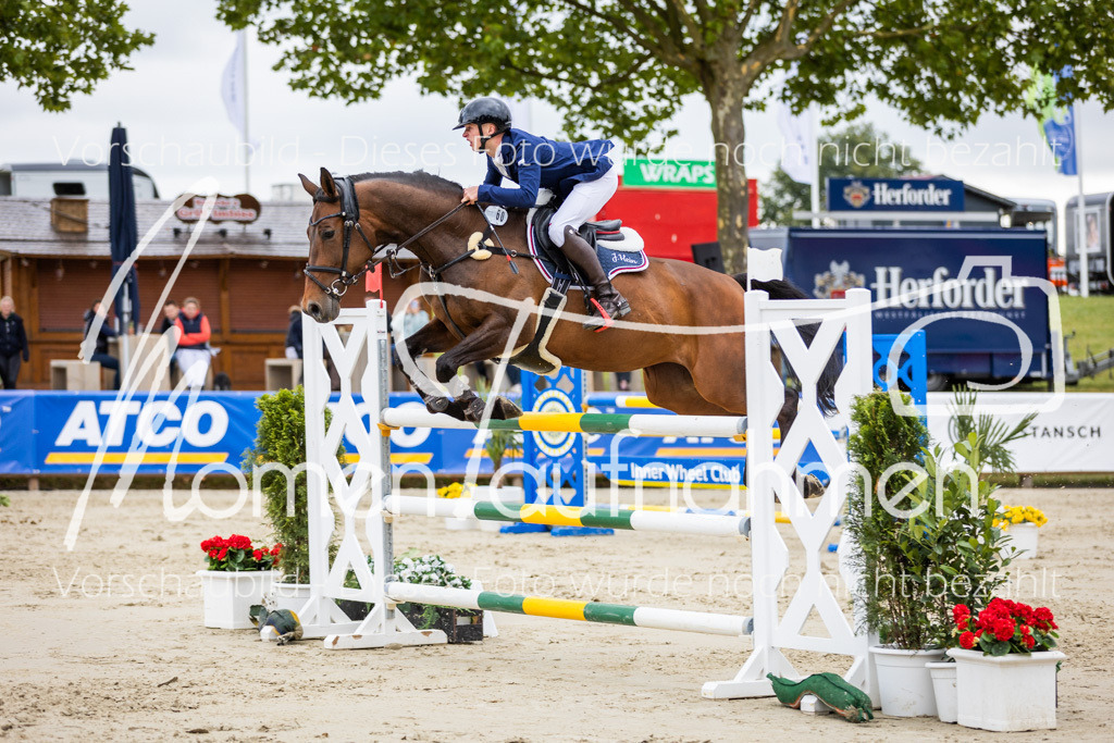 BHO-2PhSpr-M-5-2125 | MomenTaufnahmen Pferdesportfotos