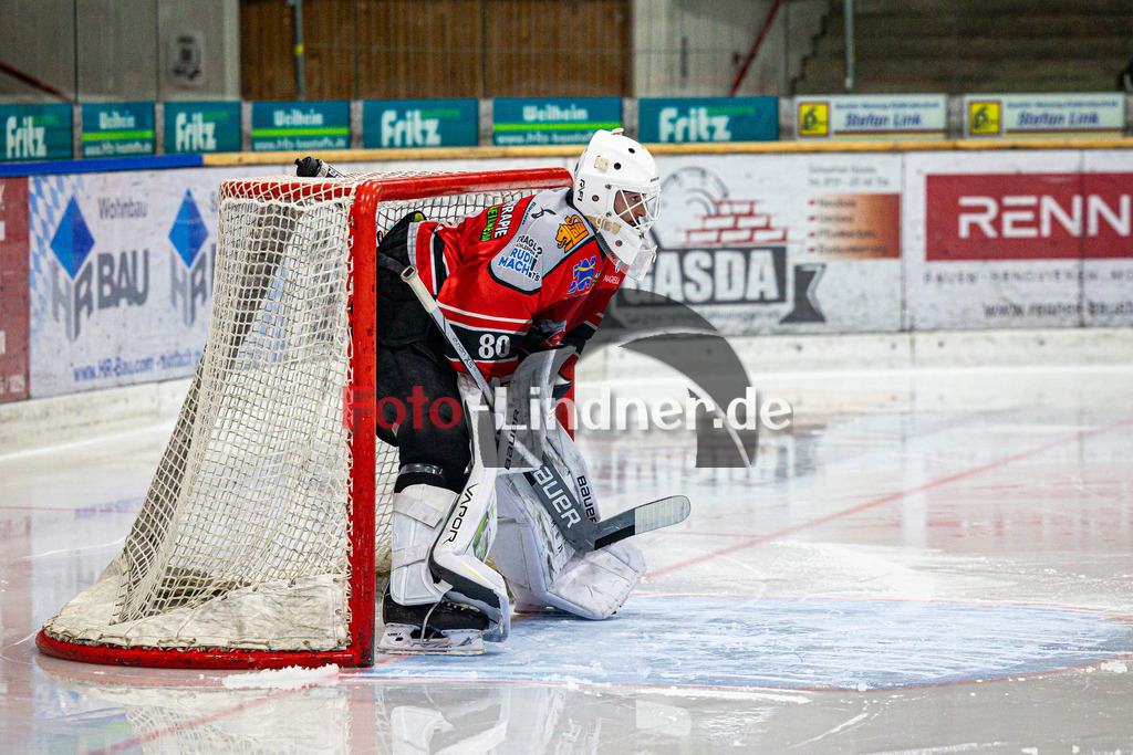 TSV Peißenberg MINERS gegen VfE Ulm/Neu Ulm DEVILS | Eishockey Bayernliga Herren Vorrunde 2024/25, TSV Peißenberg MINERS gegen VfE Ulm/Neu Ulm DEVILS, 20250105,Xaver NAGEL (MINERS 80) im Tor,2025-01-05 in Peißenberg (Eisstadion Peißenberg)Xaver NAGEL (MINERS 80)Copyright: WolfgangxLindner foto-lindner.de