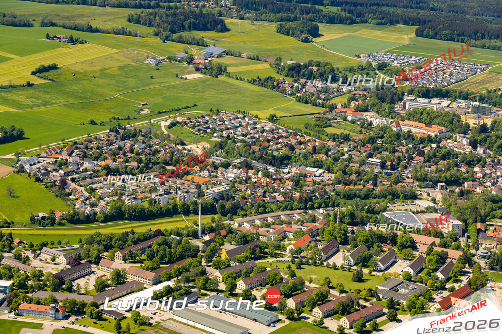 Das Luftbild zeigt :  Kaufbeuren - Die Luftaufnahme wurde 2024 vom UL-Flugzeug aus erstellt ( keine Drohne ) - Hochauflösende Luftaufnahme - Für grossformatige Ausdrucke geeignet. Die Geschenkidee !Mit Lizenz und Bildrechte bestellbar