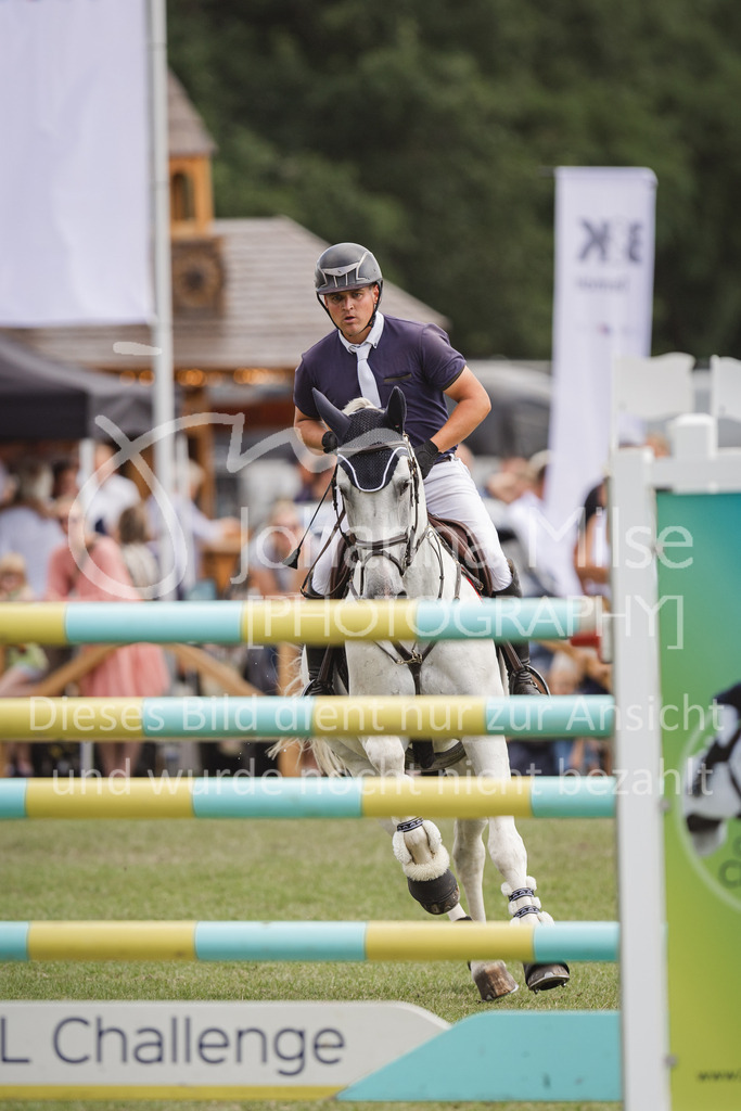 230716_LC_GroßerPreis-915 | Deine schönsten Turniermomente als professionelle Fotos! Entdecke hochwertige Pferdesport-Fotografie im Online-Shop. Jetzt Fotos finden & bestellen!