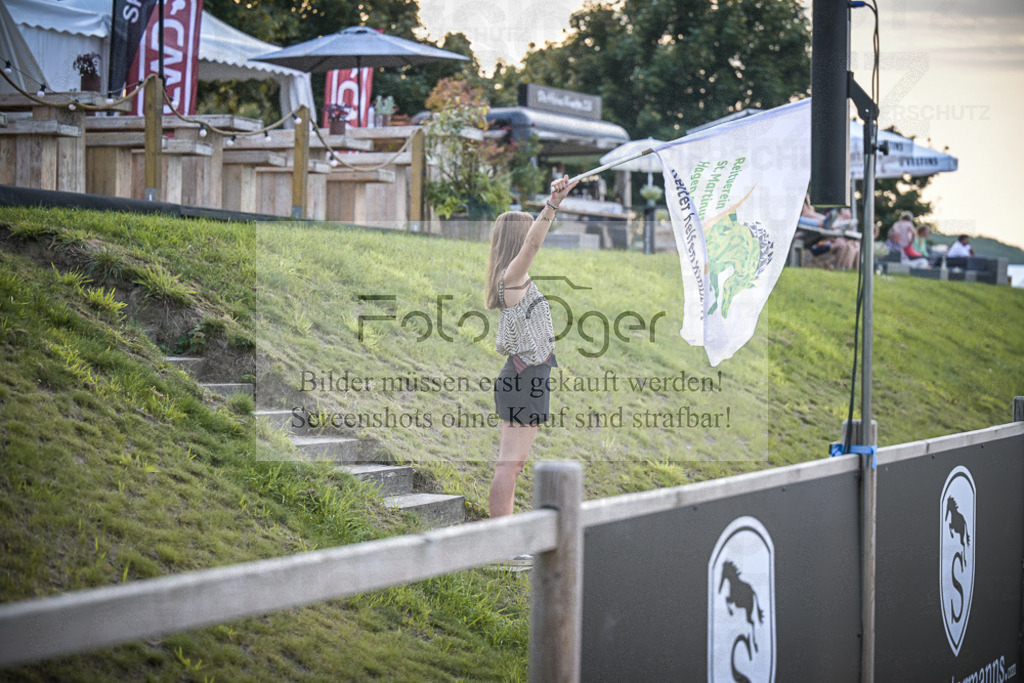 DOS_0192 | Entdecke hochwertige Reitturnierfotos von Foto Oger. Professionell, emotional und authentisch – jetzt Lieblingsmomente im Shop bestellen.Deutschlandweite Turnierfotografie. - Realisiert mit Pictrs.com