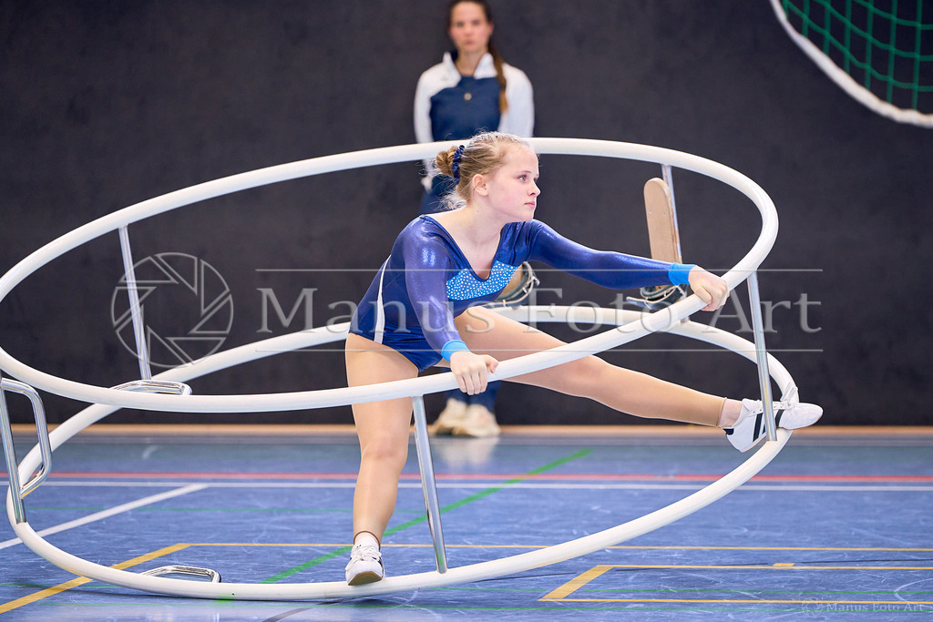 C-DSC02615 | Professionelle Sportfotografie in Hamburg, Schleswig-Holstein und Niedersachsen – spezialisiert auf Rhönrad, Geräteturnen, Leistungsturnen und rhythmische Sportgymnastik. Bundesweite Begleitung von Rhönrad-Events. Jetzt Sport-Fotos - Realisiert mit Pictrs.com