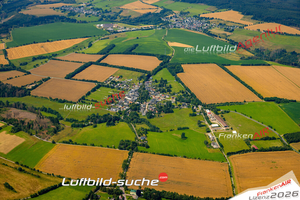 Das Luftbild zeigt : Dröbischau Königsee - Die Luftaufnahme wurde 2024 vom UL-Flugzeug aus erstellt ( keine Drohne ) - Hochauflösende Luftaufnahme - Für grossformatige Ausdrucke geeignet. Die Geschenkidee !Mit Lizenz und Bildrechte bestellbar