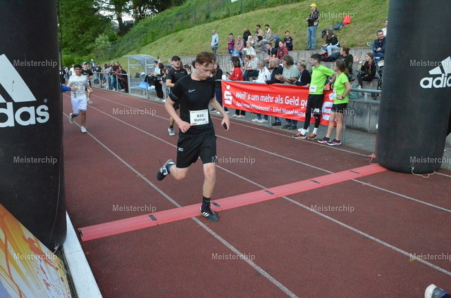 19-34-47_ | Meisterchip Fotoshop - Realisiert mit Pictrs.com