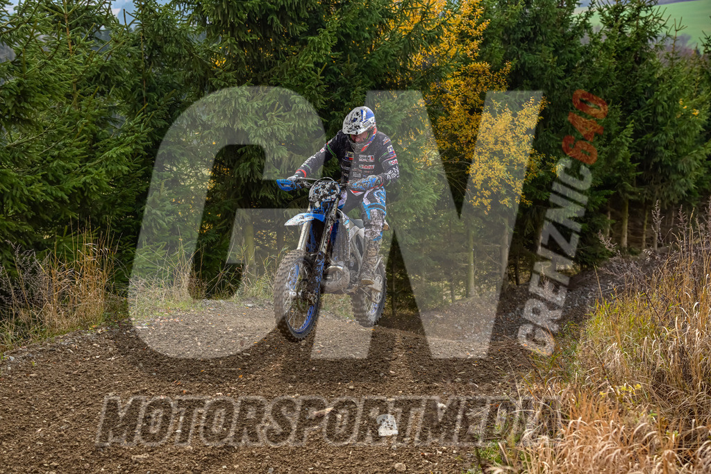 NZ8_6172 | grenznic640