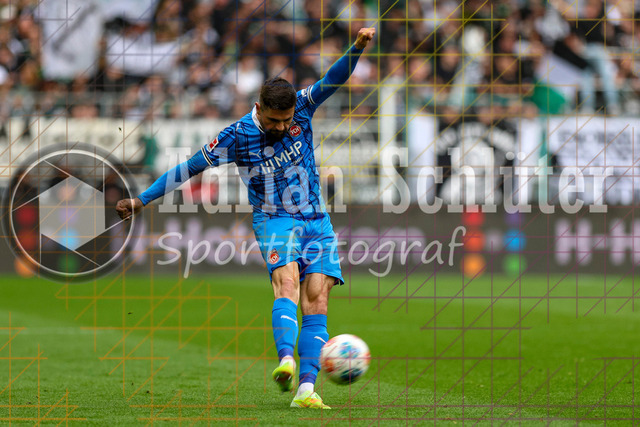 04.04.2026, GER, Fussball, Herren, 1. BL, Saison 2025/2026, Borussia Mönchengladbach - 1. FC Heidenheim | Marnon Busch (Heidenheim) in Aktion am Ball, Einzelaktion 