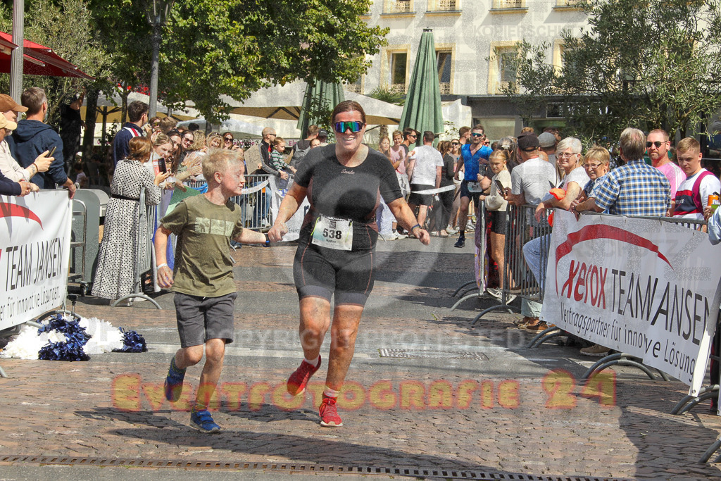 250824_1451_EV4_2305 | Sportfotografie im Rhein-Sieg Kreis, Köln, Bonn, NRW, Rheinland Pfalz, Hessen, etc. Unser Tätigkeitsfeld umfasst den Laufsport vom Volkslauf über den Marathon, Duathlon, Triathon bis zum Ultralauf wie Kölnpfad Ultra oder Schindertrail.
