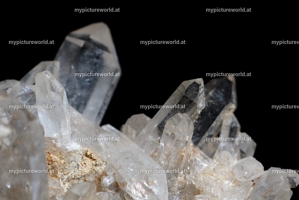 Bergkristall-003 | Das Bilderarchiv über Tiere, Planzen und Landschaften. In der Bilddatenbank finden Sie ein große Auswahl an hochwertigen Bilder für Ihre Werbung - Realisiert mit Pictrs.com