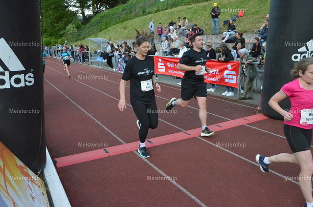 19-35-28_ | Meisterchip Fotoshop - Realisiert mit Pictrs.com