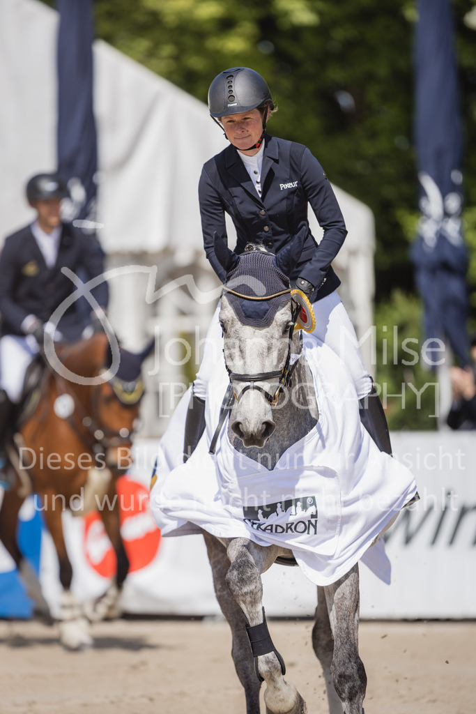 230518_MayDays_SprPf-A-125 | Deine schönsten Turniermomente als professionelle Fotos! Entdecke hochwertige Pferdesport-Fotografie im Online-Shop. Jetzt Fotos finden & bestellen!