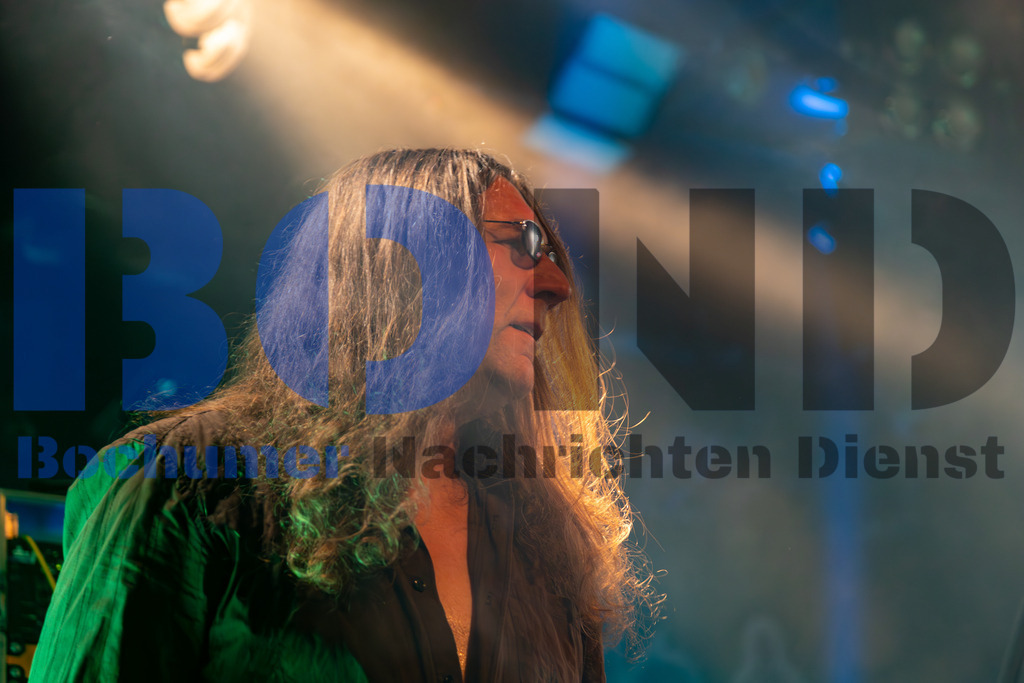 SES_NURPUR20250102-46 | bond - Realisiert mit Pictrs.com