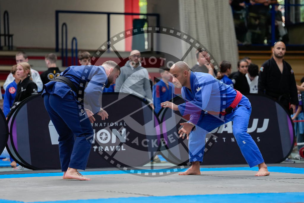 20250920PBB0057 | Athletes compete during the AJP Tour Hamburg International Jiu-Jitsu Championship, on September 20, 2025 in Hamburg, Germany. © Chiara Dazi / photoblackbelt