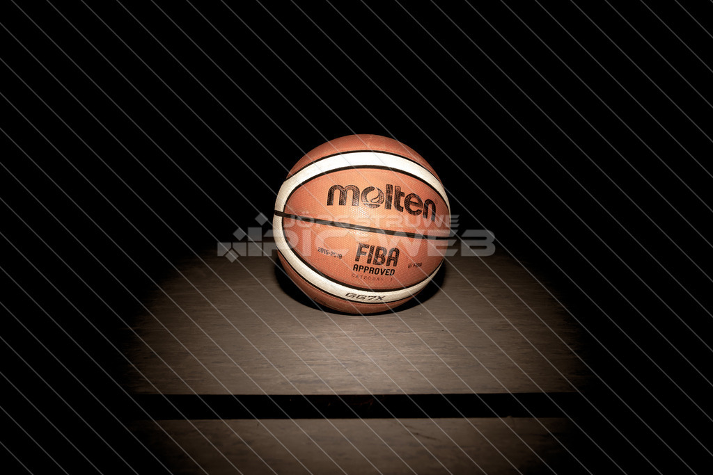 Basketball_single_20210909_JSpicselweb_EOSR0152_2 | Dein Fotograf aus dem Landkreis Stade für Sport und Events - Realisiert mit Pictrs.com