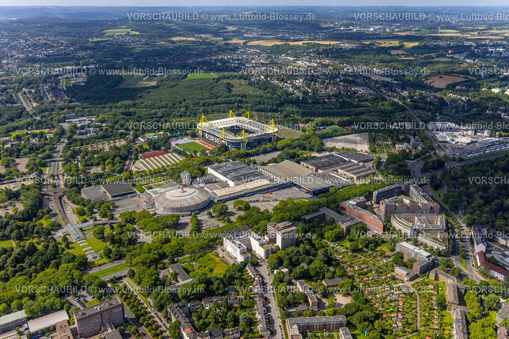Dortmund240700153 | Luftbild, Signal Iduna Park, auch Westfalenstadion, Bundesligastadion des BVB 09 Borussia Dortmund, ein Spielort der UEFA Euro 2024, Westfalenhallen Messekomplex und Veranstaltungsort für Events, unten Bürozentrum B1st Software-Factory Dortmund, Rheinlanddamm 201, Unternehmen für Software, IT, neue Medien und Telekommunikation, unten rechts VIVAWEST-Quartier Berswordt-CarrÃ©e mit Steigenberger Hotel, Westfalenhalle, Dortmund, Ruhrgebiet, Nordrhein-Westfalen, Deutschland
