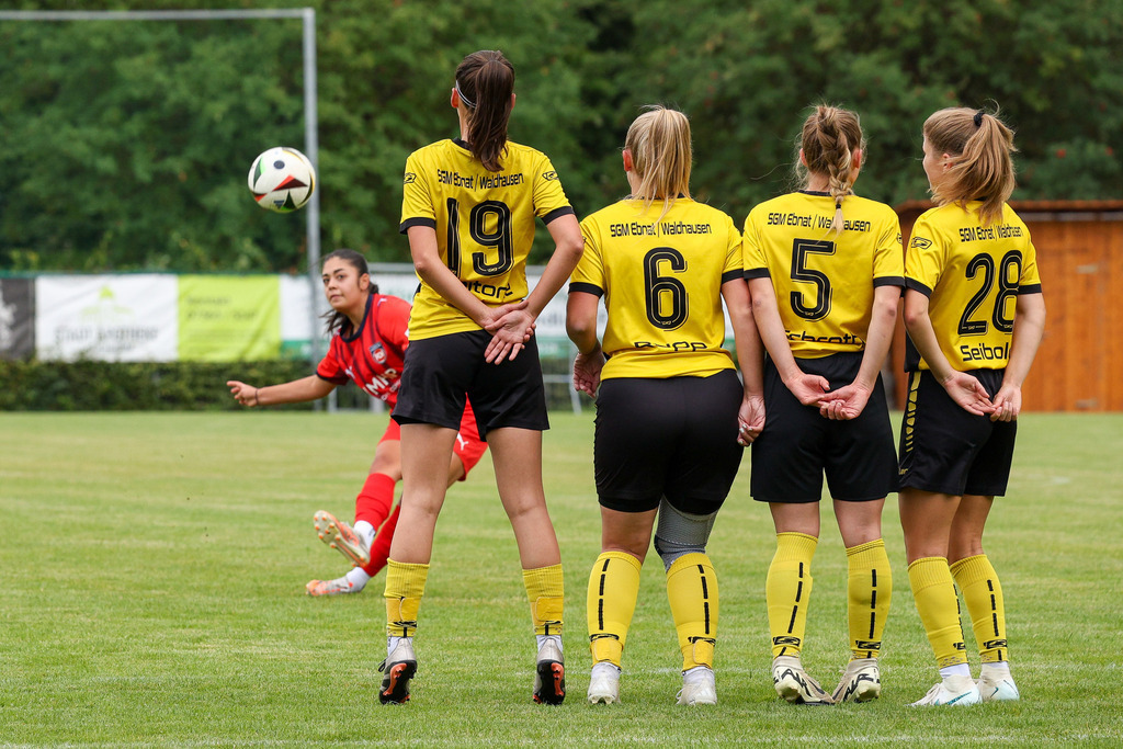 Fußball I FRAUEN I Saison 2025-2026 I Freundschaftsspiel I SGM Ebnat-Waldhausen - 1FC Heidenheim 1846 2 I_250823_2350 | Fotopresso – Sportfotografie in Heidenheim & Umgebung. Professionelle Sportfotografie für unvergessliche Momente. Dynamische Action-Shots, emotionale Szenen & hochwertige Bilder. - Realisiert mit Pictrs.com