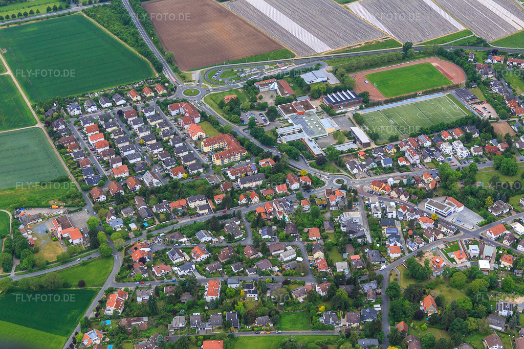 Luftbild: Bahnhofstr im Ortsteil Alsbach in Alsbach-Hähnlein im Bundesland Hessen in Deutschland. Foto: IMG_088954.jpg vom 20.05.2016 durch Werner Riehm/FLY-FOTO.de