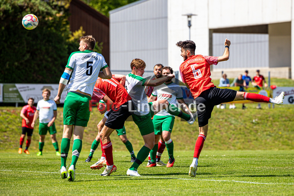 TSV Peißenberg vs Lenggrieser SC | Abstiegs Qualifikationsrunde Kreisliga Gruppe C, TSV Peißenberg vs Lenggrieser SC, 20240504,
Kopfball Eleftherios CACI (TSVP 6),
2024-05-04 in Peißenberg (Sportplatz Peißenberg)
Maximilian ANGERMEIER (LSC 5), Eleftherios CACI (TSVP 6), Felix KREHER (LSC 4)
Copyright: WolfgangxLindner www.foto-lindner.de