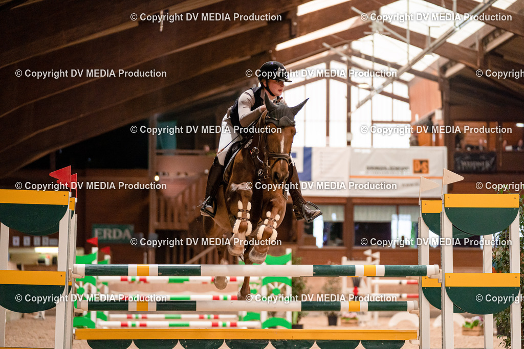 Springen Tag 1-702 | dv-media-shop - Realisiert mit Pictrs.com