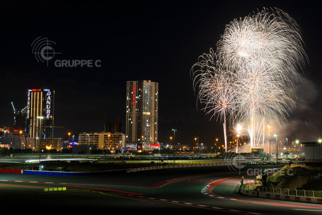 24hDubai26_011720030109428MC | Michelin 24h Dubai 2026 - Foto: Gruppe C Photography - Realisiert mit Pictrs.com