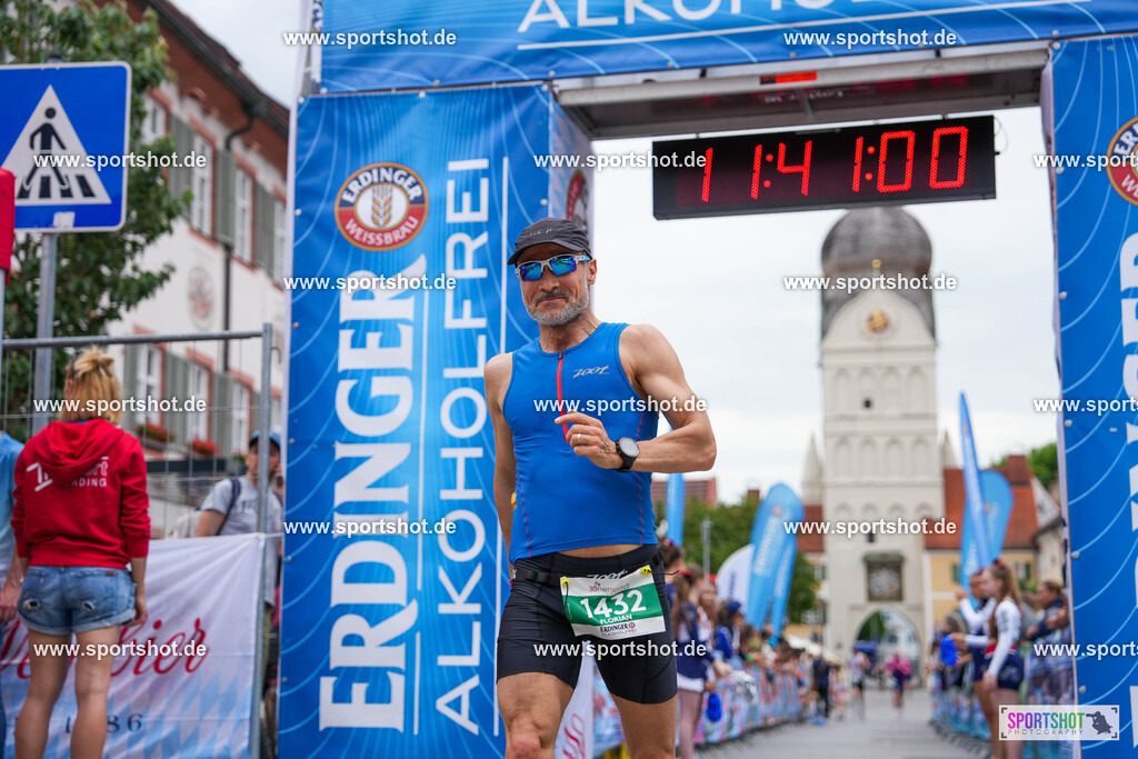 DSC02656 | Stadttriathlon Erding 2025. #yourpictrs #sportshot_your_pictrs @Sportshotphotography #stadttriathlonerding Copyright: www.sportshot.de
