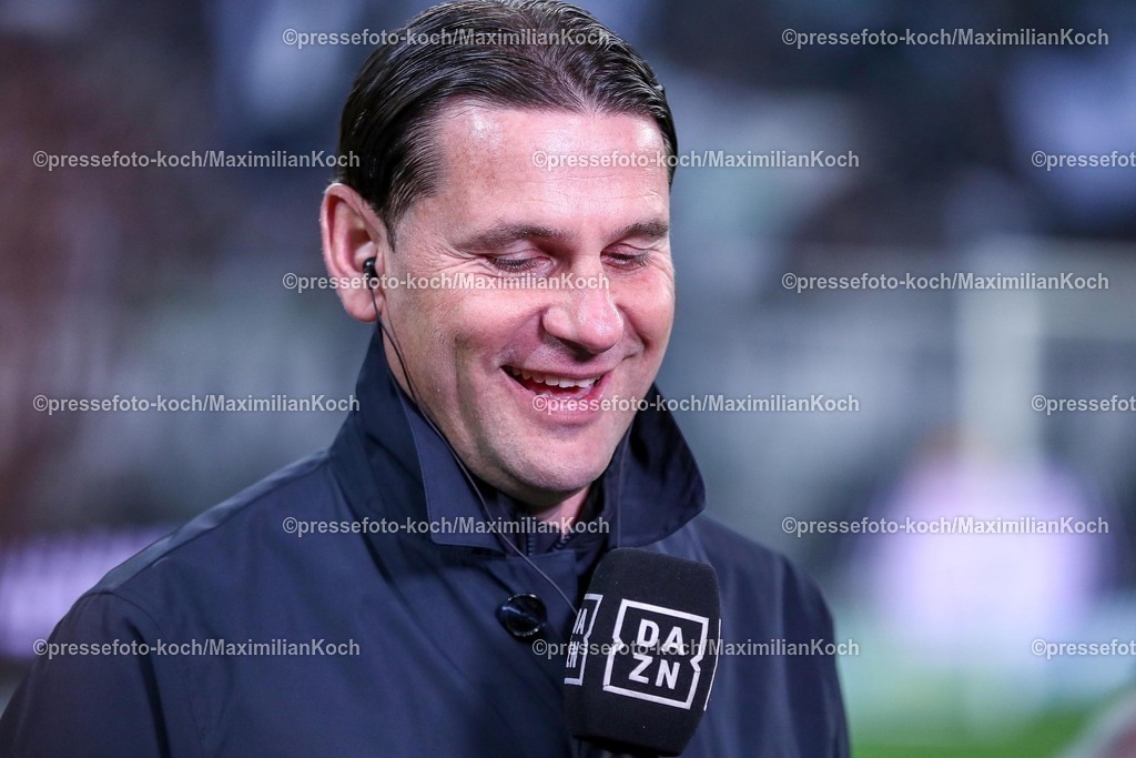 BMG07032501025 | 07.03.2025, Fußball, Borussia Mönchengladbach - 1.FSV Mainz 05, 1. Fußball Bundesliga, Borussia-Park, Saison 2024 2025: Trainer Gerardo Seoane (Cheftrainer Mönchengladbach)DFB regulations prohibit any use of photographs as image sequences and or quasi-video.