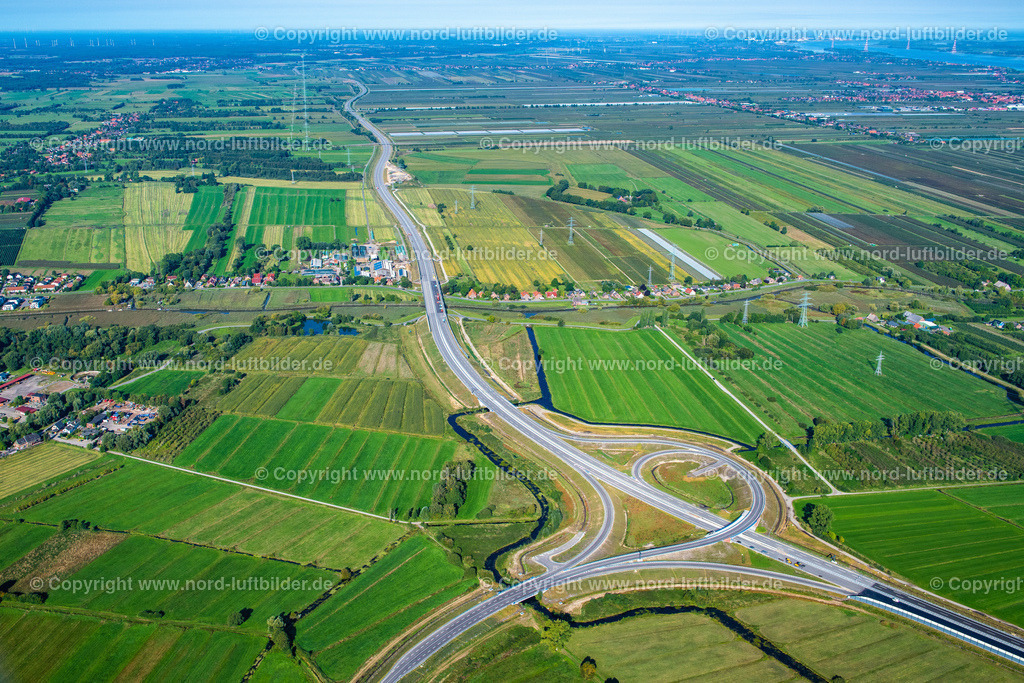 Buxtehude_Autobahnanschlusstelle_Buxtehude_A26_ELS_4048220922 | BUXTEHUDE 22.09.2022 Baustelle zum Neubau am Autobahn- Streckenverlauf der BAB A26 Abfahrt im Ortsteil Eilendorf in Buxtehude im Bundesland Niedersachsen, Deutschland. Weiterführende Informationen bei: Die Autobahn GmbH des Bundes Niederlassung Nord. // Construction site for new construction on the motorway route of the motorway A26 exit in the district Eilendorf in Buxtehude in the state of Lower Saxony, Germany. Further information at: Die Autobahn GmbH des Bundes Niederlassung Nord. Foto: Martin Elsen