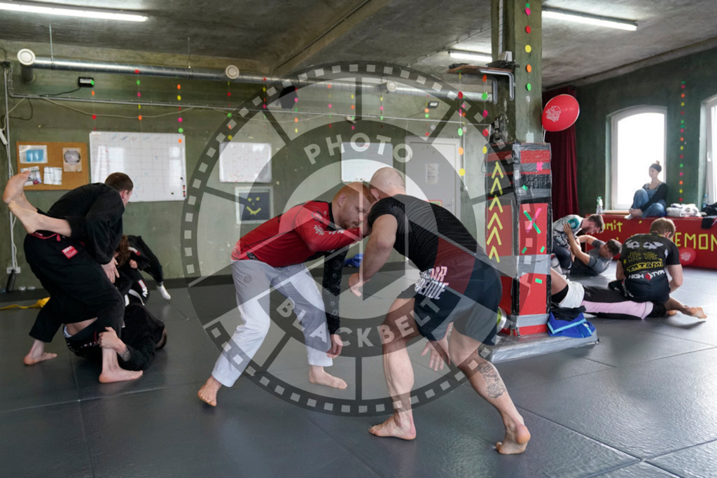 20240413PBB6660 | Fighters compete during the Grapplethon 24hours of rolling for a reason in Hamburg, Germany, on April 13, 2024.