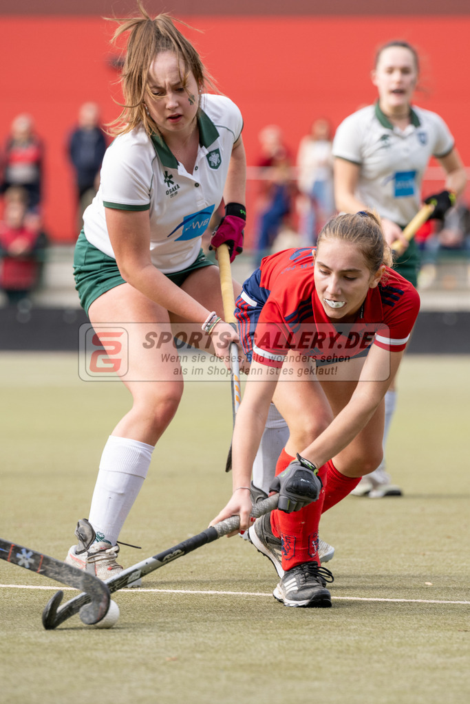 SFE_20231022_0141 | Deutsche Meisterschaft Weibliche U16 Finale Uhlenhorst Mülheim - Düsseldorfer HC am 22.10.2023 in Köln (Düsseldorfer Hockeyclub 1905 e.V.), Photo: Stephan Fehrmann 2023 (Sports-Gallery)