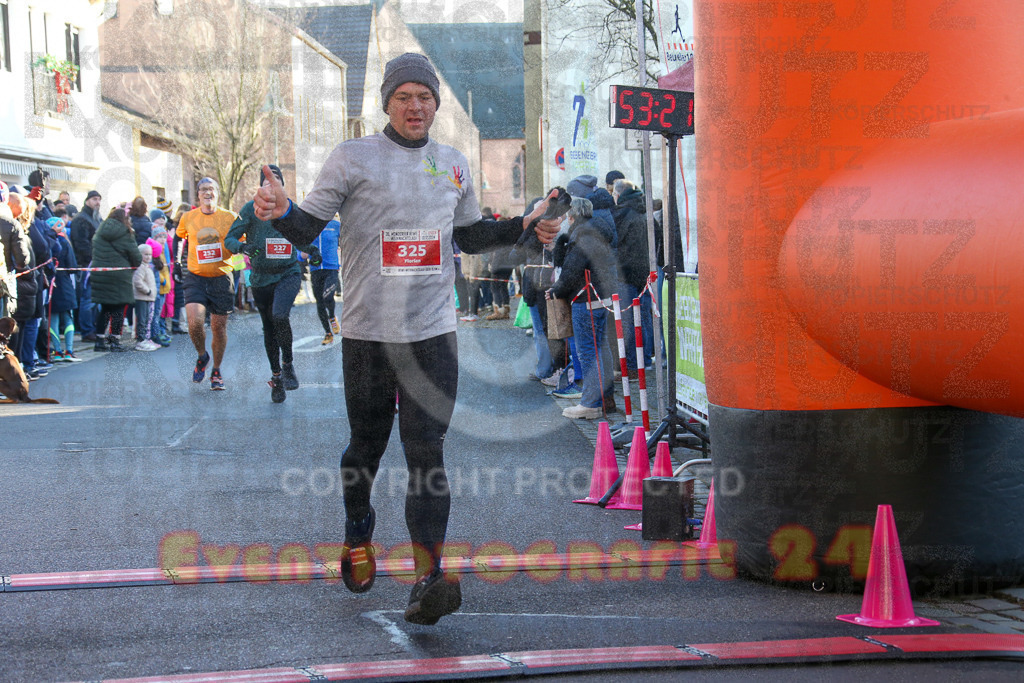 241201_1229_EX1_2348 | Sportfotografie im Rhein-Sieg Kreis, Köln, Bonn, NRW, Rheinland Pfalz, Hessen, etc. Unser Tätigkeitsfeld umfasst den Laufsport vom Volkslauf über den Marathon, Duathlon, Triathon bis zum Ultralauf wie Kölnpfad Ultra oder Schindertrail.