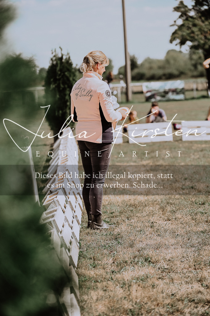 DSC_7992 | Pferde- und Turnierfotografie in Westsachsen. Pferdeportraits, Auftragszeichnungen und intuitive Kunst.