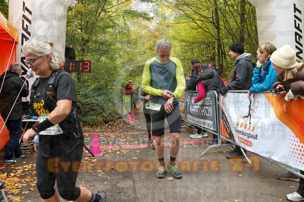 251026_1312_EX1_2868 | Sportfotografie im Rhein-Sieg Kreis, Köln, Bonn, NRW, Rheinland Pfalz, Hessen, etc. Unser Tätigkeitsfeld umfasst den Laufsport vom Volkslauf über den Marathon, Duathlon, Triathon bis zum Ultralauf wie Kölnpfad Ultra oder Schindertrail.