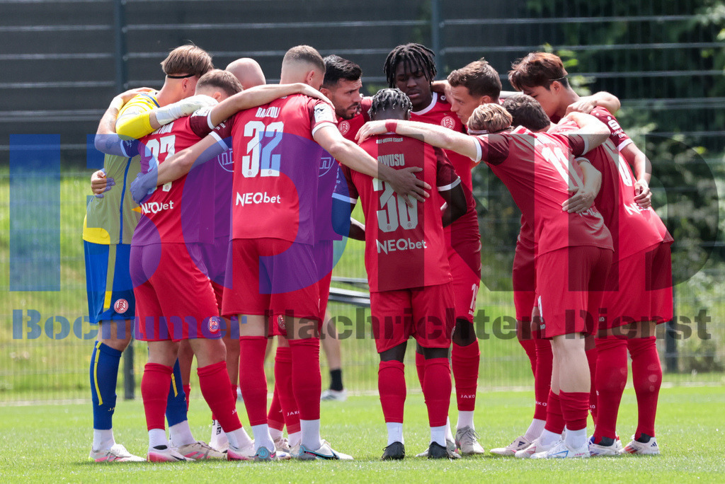 SES_ESSFKO20250712-1 | bond - Realisiert mit Pictrs.com