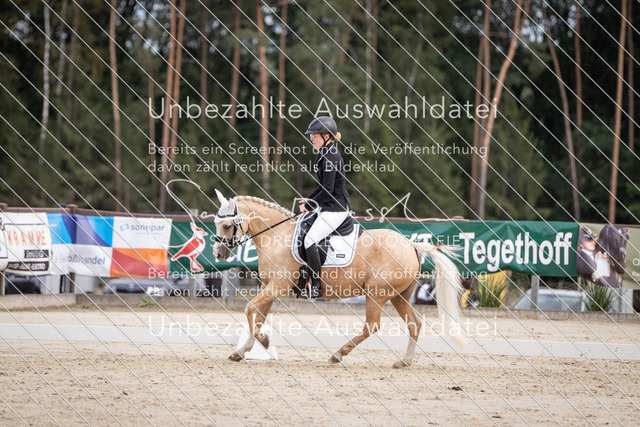 LR263_SD_00412 | saradresslerfotografie - Realisiert mit Pictrs.com