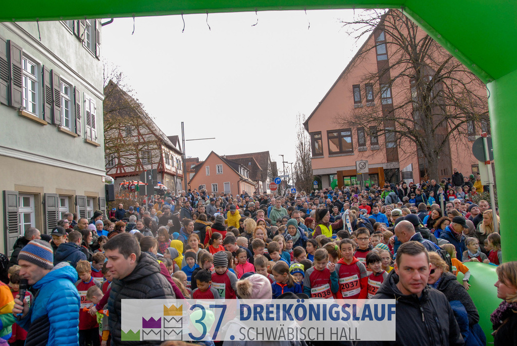 AOK JuniorCup 400m | 3Koenigslauf 2023 - Realisiert mit Pictrs.com